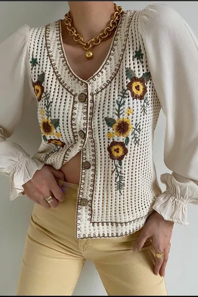 المرأة الموسم الجديد الأزهار مطرزة خمر قميص