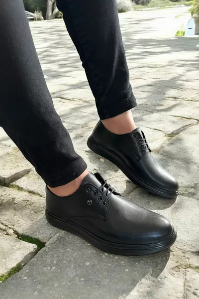 Schwarz, Schnürung, klassisches Leder, Herrenschuhe, - stilvoll und hochwertig, Nummer        