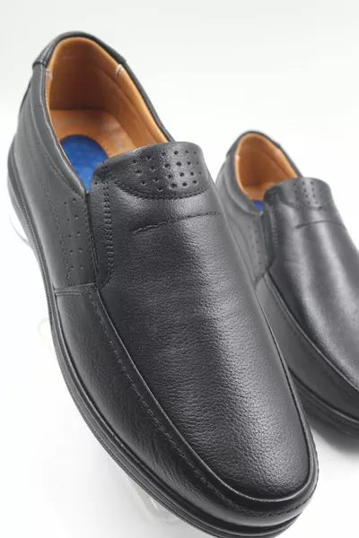 الرجال جلد طبيعي لينة العظام جل وحيد أسود أحذية عارضة