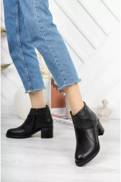 جلد طبيعي للاستخدام اليومي أحذية نسائية كلاسيكية بكعب بسحاب / حذاء Bootie 