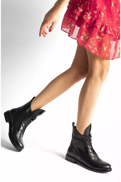 جلد طبيعي أسود أحذية جلدية نسائية 