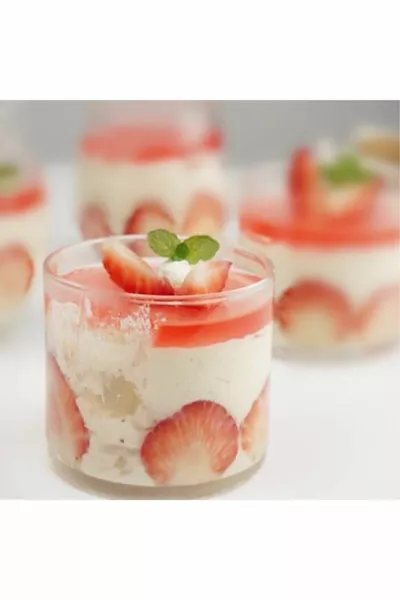  Adet Std Sert Plastik Tatlı Kasesi Aşure Magnolya Kabı Klasik