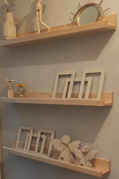 رف خشبي بإطار خشبي رف حائطي خشبي رف ديكوري سم طبيعي