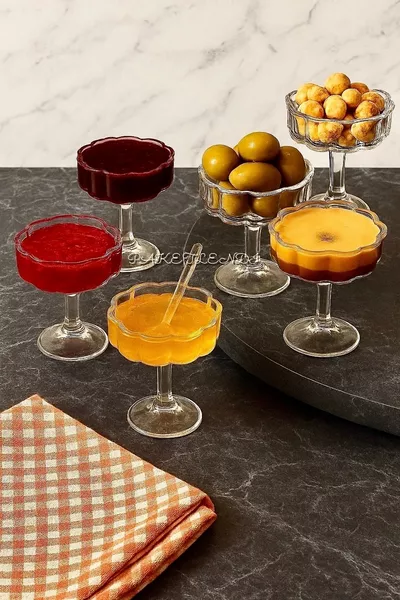 6-teiliges Glas-Kaffee-Nebenbeistellteller-Set mit Fuß, ml, elegantes und praktisches Design