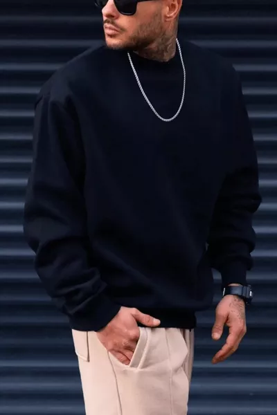 سويت شيرت رجالي كحلي داكن أساسي بدون طباعة بياقة دائرية قصّة واسعة ومريحة