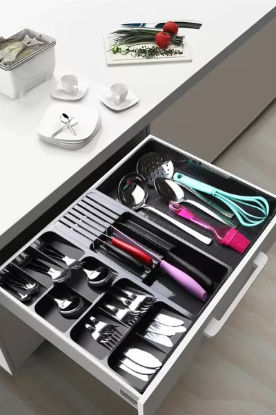 Макси регулируем вътрешен органайзер за чекмедже с плъзгащи се поставки за ножове и лъжици, антрацит