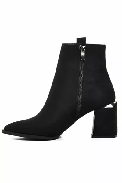 Feles Twisted Stripe Stone Detail Bottes Classiques Femme NOIR-SUEDE