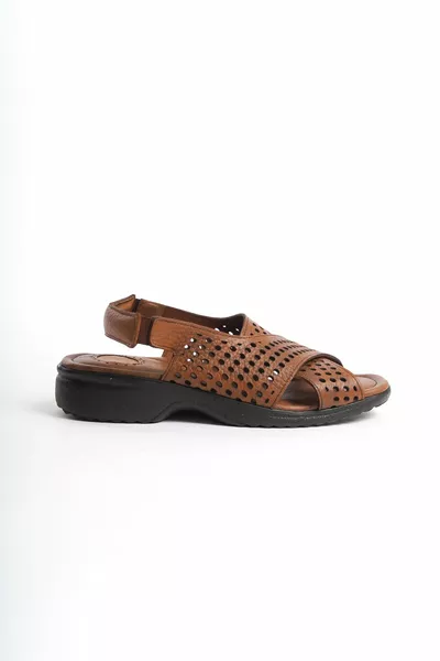 DENA KADIN TABA DERİ DELİKLİ ANNE SANDALET B