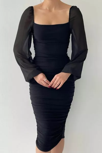 Sandy Square Neck Black Dress, manica chiffon