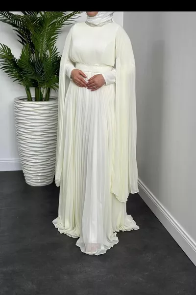 Вечерна рокля Шеввал Бяла