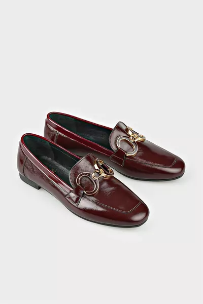 Bourgondische leren loafer voor dames