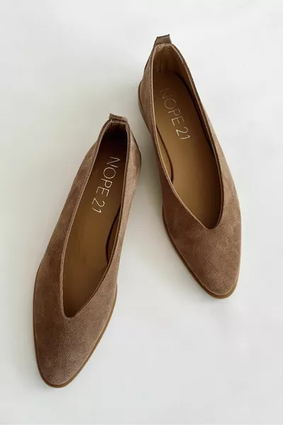 الأرض النقية جلد طبيعي الباليه الشقق