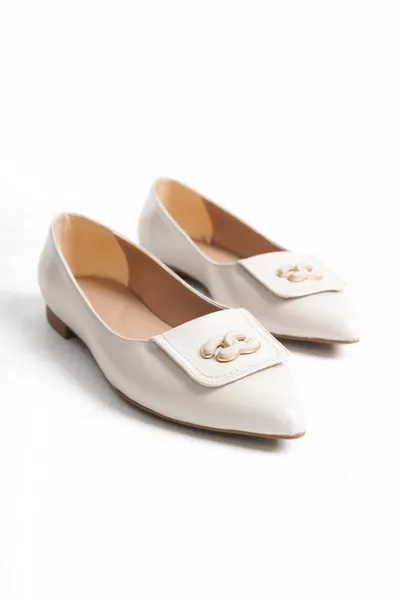 ЖЕНСКИЕ БАЛЕТКИ БЕЖЕВОГО ЦВЕТА С ПРЯЖКОЙ