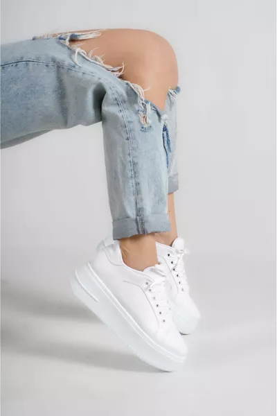 Женские белые кроссовки премиум-класса с высокой подошвой