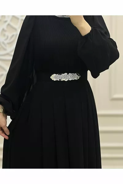 Диамантени вечерни рокли с хиджаб