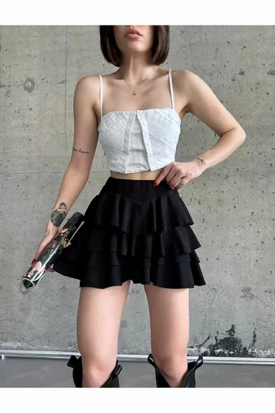 تنورة ميكونوس السوداء