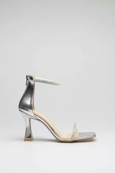 Solitaire Band Blunt Pattern Evening Dresses