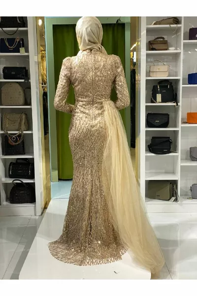 فساتين السهرة النسائية