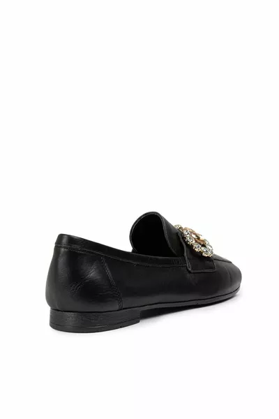 Mocassini da donna dettagliati con fibbia nera in vera pelle