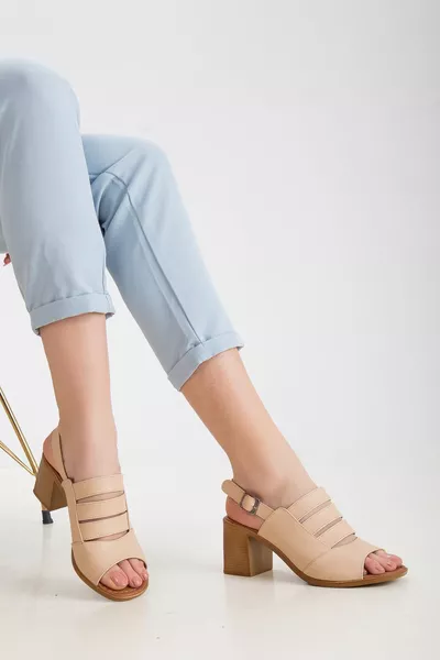  Talons classiques avec garantie femme