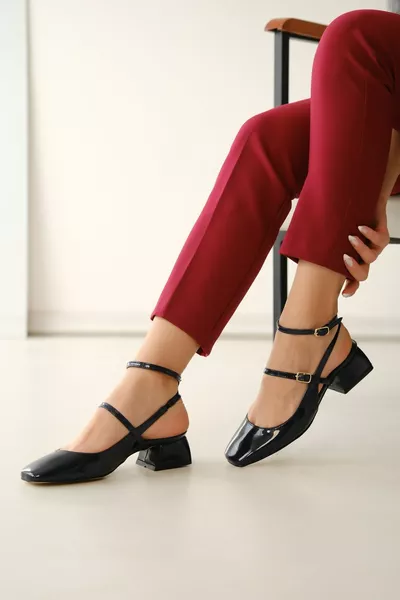 Tinya Темно-синий лакированная кожа тупой носок на каблуке повседневная обувь