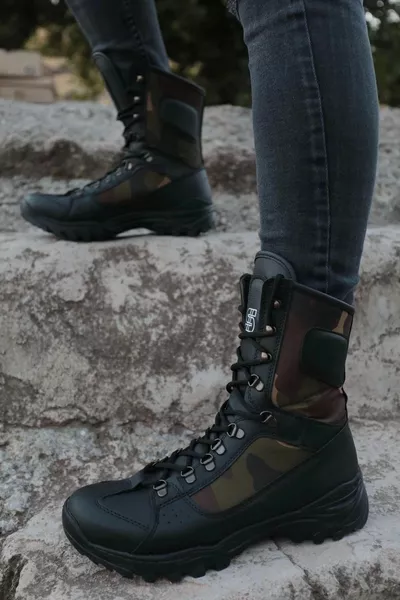 أحذية رجالية مموهة سوداء