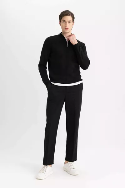 Noir Standard Fit Regular Fit Stand Up Collar Zipper Basic Straight Knit Sweater wn