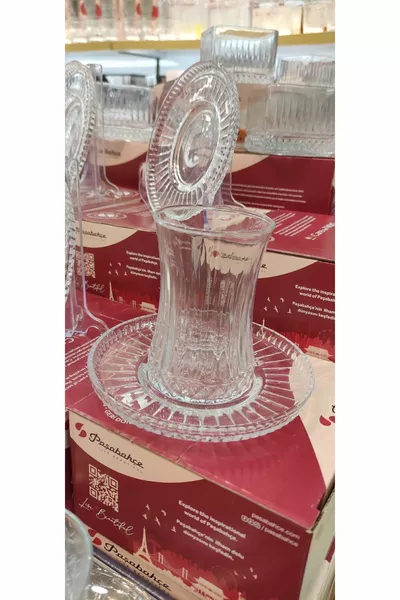 Set da tè ELYSIA nuovo  pezzi (Piatti PAŞABAHÇE)