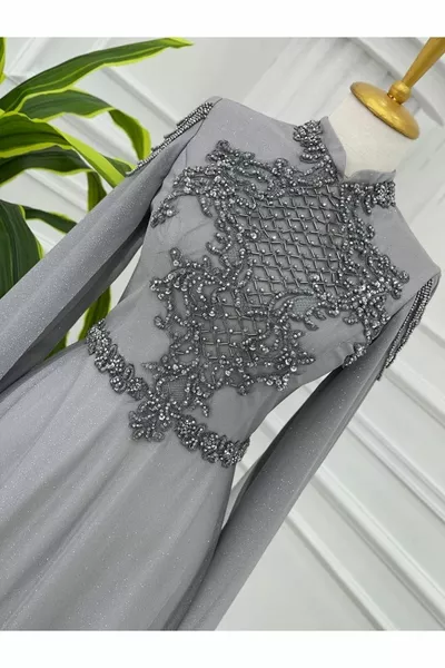  Graue Glitzer-Abendkleider