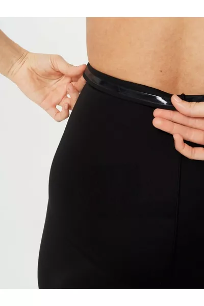 Short da ciclismo sportivi neri Porfy modello con taglio laser, contenitivi, senza segni