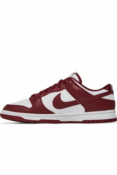 Dunk Low Team Red Sneaker
