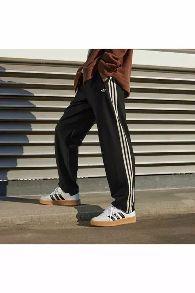 سامبا اكس ال جي حذاء كاجوال للجنسين ابيض