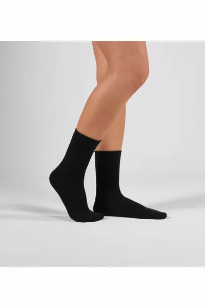 Black Modal Elastic-Free Seamless Women's Socket Socks