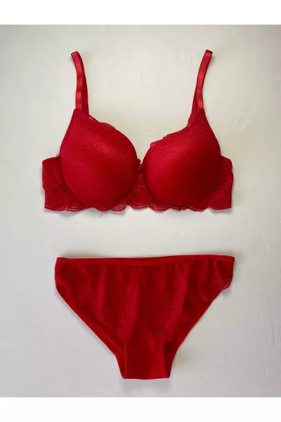 طقم صدرية نسائية مبطنة (مدعمة) مع حمالات وسلك ودانتيل