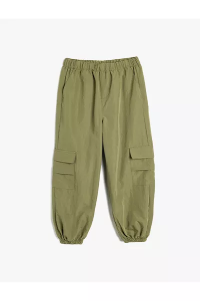 سروال رياضي بجيوب وحمالة خصر مطاطية