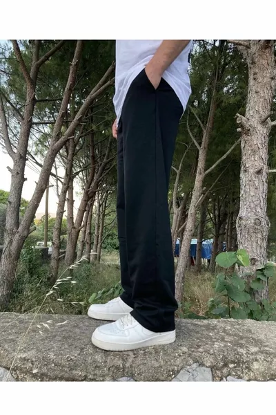 Black Loose-Fit Seasonal Sweatpants Compacte