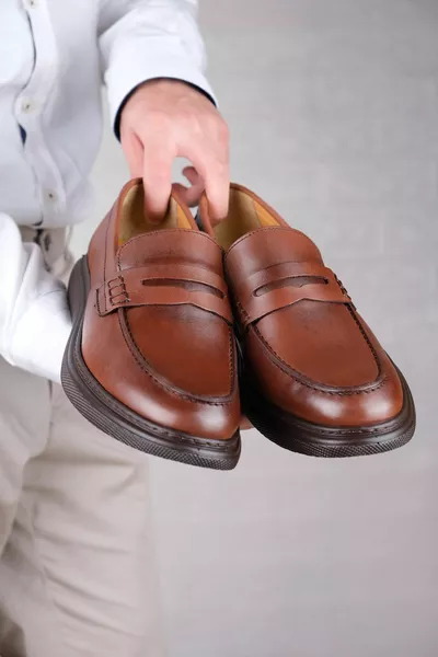 جلد طبيعي ، حزام العظام للرجال المتسكعون