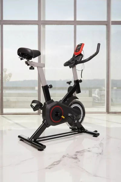 Db  Pro Spin Bike avec garantie Voit, cardiofréquencemètre manuel, résistance réglable, fonctionnement silencieux