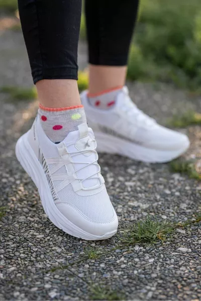 نسائي حذاء رياضي مطاطي أبيض من Almera Orthopedic 