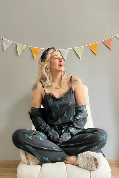 Women's Black Cactus Patterned Pegasus Pajama Set with Dressing Gown