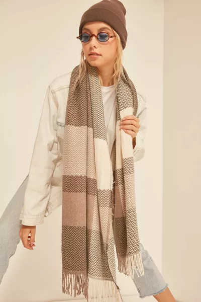  Sciarpa a scialle spessa kaki con motivo a spina di pesce morbida