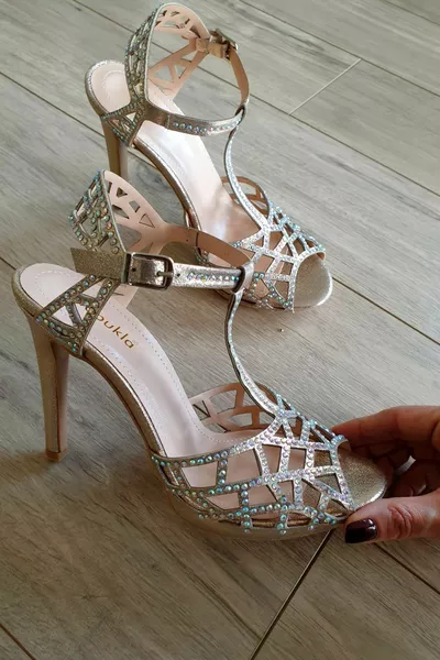 المرأة رمادي مساء اللباس منصة أحذية الحجر