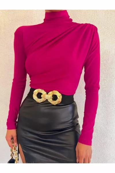 نصف حلق شيريد ساندي بلوزة