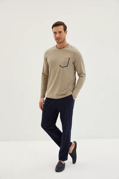 طقم بيجامة قطني قطعتين بياقة متباينة