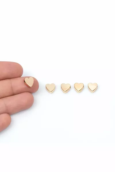 4 штуки - 9 мм, металлическая сердечкообразная бусина с отверстием посредине из замака, жёлтый лак, 1-й сорт