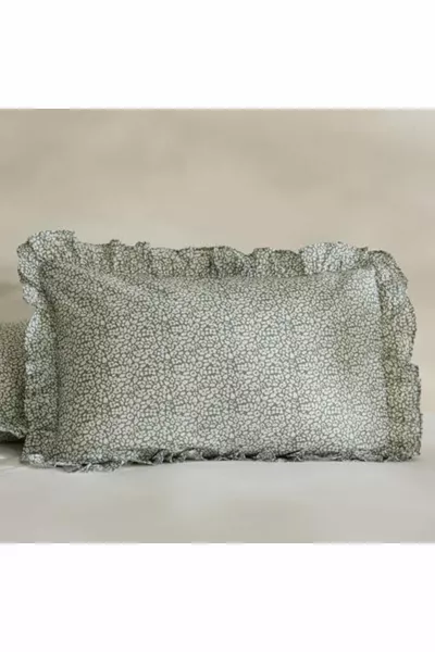 Green Ruffled 2-Piece Pillowcase Set