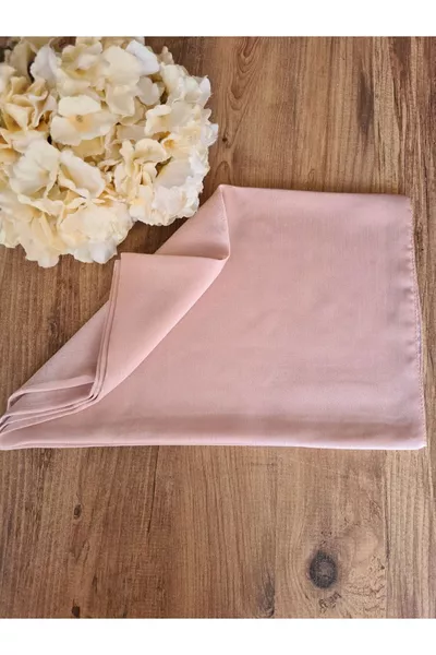 الأوشحة اللامعة والبراقة