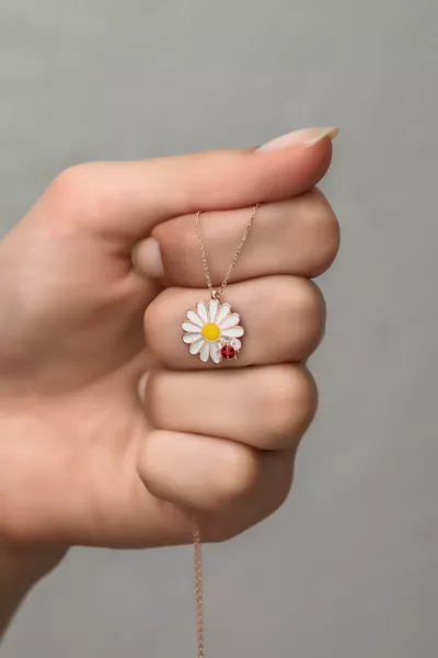Setting Silver Rose Ladybug Daisy Necklace