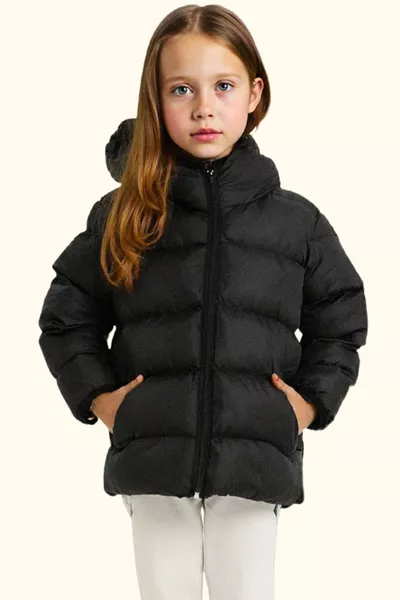 معطف شتوي مضاد للماء والرياح للفتيات، مبطن بالفرو الداخلي وذو قبعة، لونه أسود