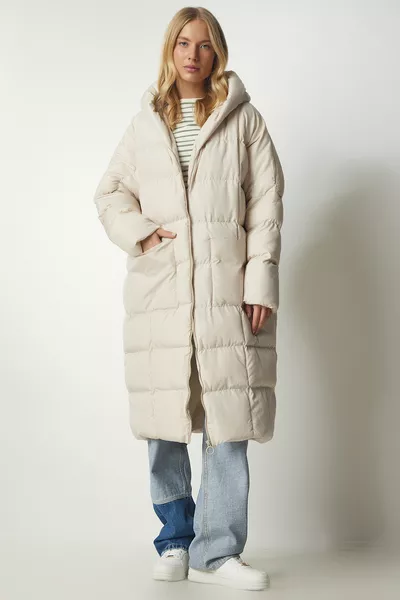 Manteau matelassé long oversize à capuche en fausse fourrure pour femme 